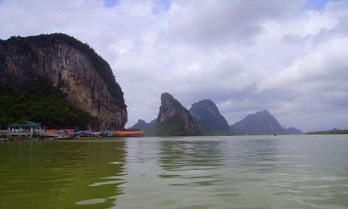 Zdjęcie TAJLANDIA / południowa Tajlandia / zatoka Ao Phang-Nga / w zatoce Ao Phang-Nga