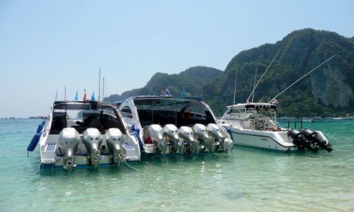 Zdjcie TAJLANDIA / Koh Phi Phi Don / Yongkasem beach / Wodne bolidy