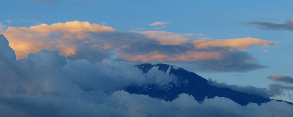 Zdjęcia: Moshi, Kilimanjaro o zachodzie, TANZANIA Zdjęcia: Moshi, Kilimanjaro o zachodzie, TANZANIA