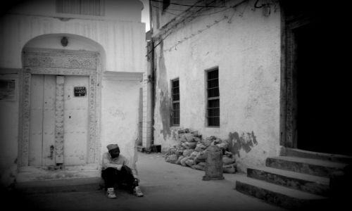 Zdjecie TANZANIA / - / ZANZIBAR / ULICZKA