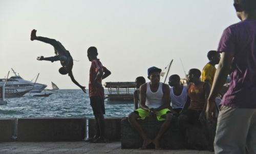 Zdjecie TANZANIA / poudniowa czesc wyspy / Zanzibar / jump !!
