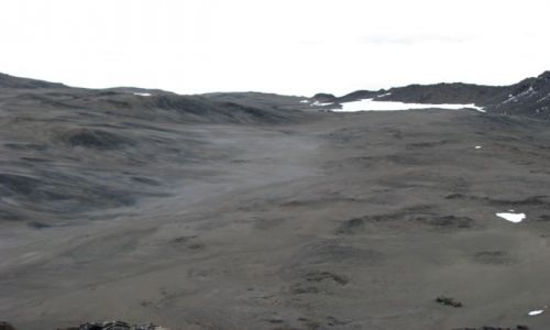 Zdjęcie TANZANIA / Afryka,  / Kilimanjaro - wys. 5896 / Ponure wnętrze krateru Kilimanjaro