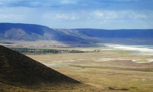 Zdjęcie TANZANIA / trasa Mto Wam Bu - P.N. Serengeti / krawędź kaldery / kaldera Ngorongoro