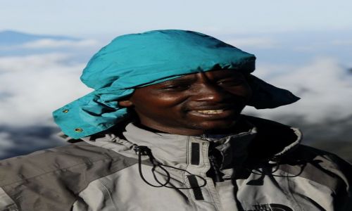 Zdjcie TANZANIA / KIlimanjaro / Kilimanjaro / porter