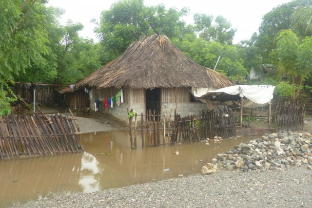 Zdj cia: Ambeno, Oecussi, Domostwo, TIMOR WSCHODNI Zdj cia: Ambeno, Oecussi, Domostwo, TIMOR WSCHODNI