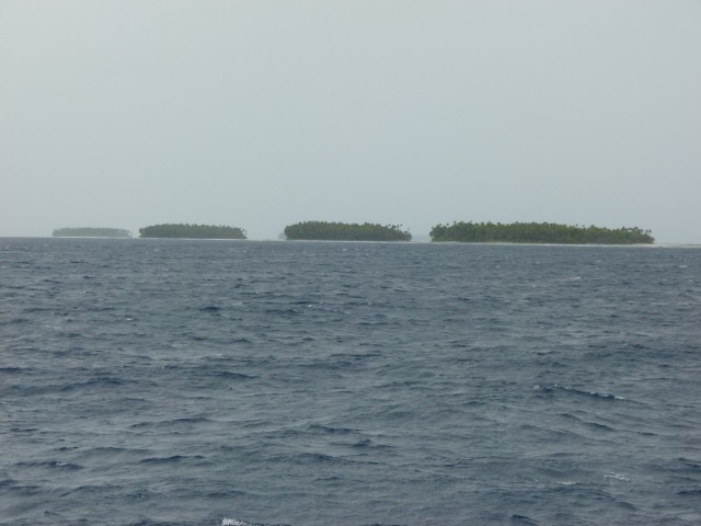 Zdj cia: Nukunonu, Tokelau, Atol, TOKELAU (Nowa Zelandia) Zdj cia: Nukunonu, Tokelau, Atol, TOKELAU (Nowa Zelandia)