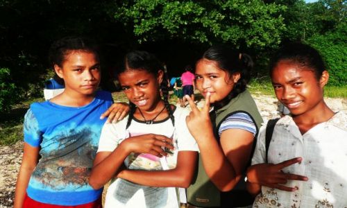 Zdjęcie TONGA / Vava'u / Tounga / Dziewczyny z Tonga
