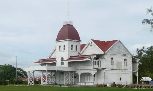 Zdjcie TONGA / Tongatapu / Nuku'alofa / Paac Krlowej Matki