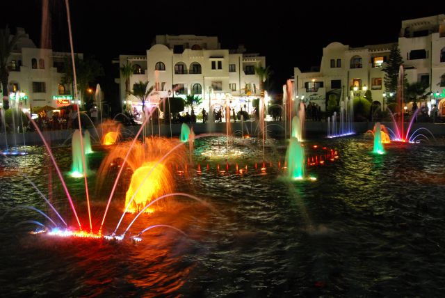 Zdjęcia: Port El Kantaoui, Port El Kantaoui, Fontanna, TUNEZJA Zdjęcia: Port El Kantaoui, Port El Kantaoui, Fontanna, TUNEZJA