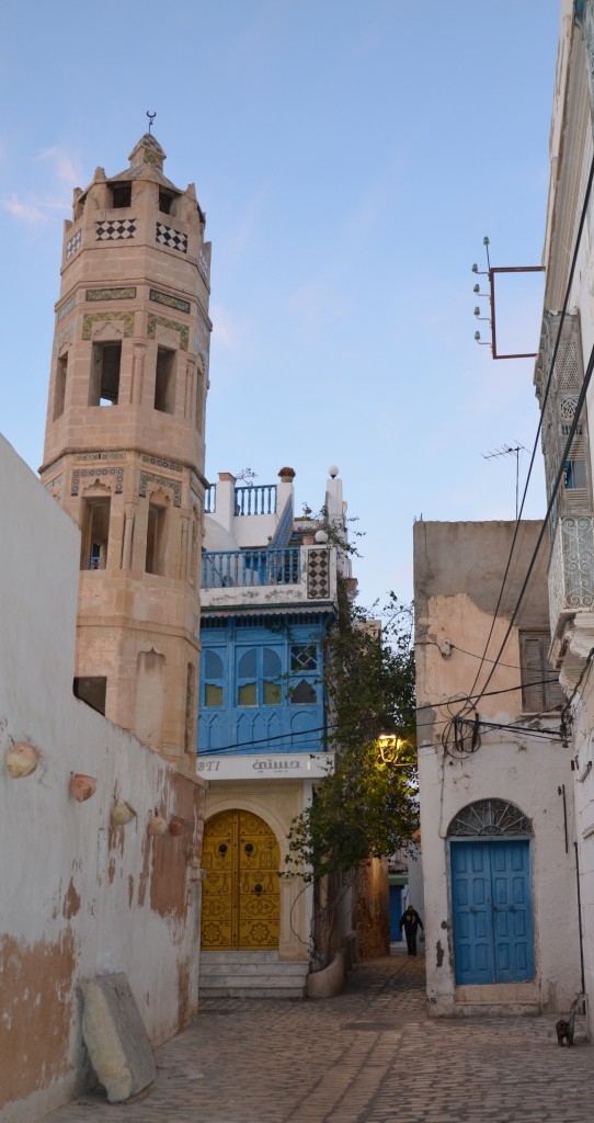 Zdjęcia: Tunis, Nad Zatoką Tuniską Morza Śródziemnego, W medinie, TUNEZJA Zdjęcia: Tunis, Nad Zatoką Tuniską Morza Śródziemnego, W medinie, TUNEZJA