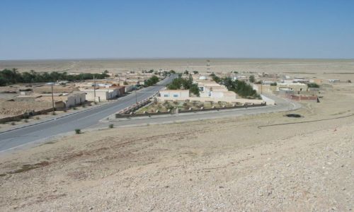 Zdjęcie TUNEZJA / brak / Nowoczesna oaza na Saharze / Oaza