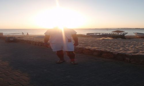 Zdjecie TUNEZJA / Hammamet / Przy Medynie w Hammamet / Czowiek bez gowy 