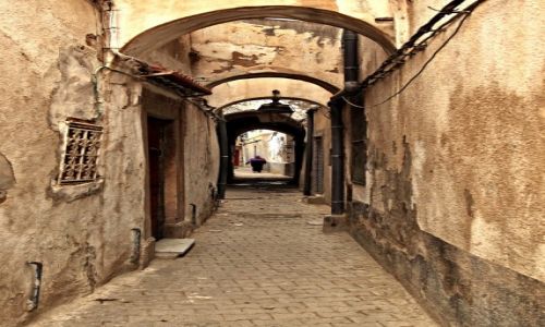 Zdjecie TUNEZJA / - / Tunis / Malownicze uliczki 