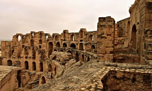 Zdjecie TUNEZJA / wschodniej Tunezji, / El Jem / Koloseum jako pera wrd tunezyjskich zabytkw-2