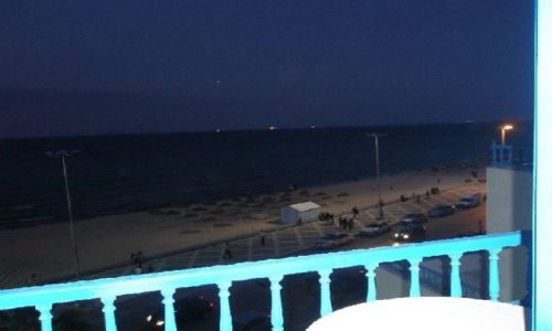 Zdjecie TUNEZJA / Sousse / Rue de la Corniche / DEPTAK NOCĄ