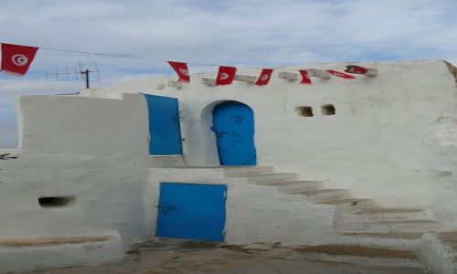 Zdjęcie TUNEZJA / Matmata / domostwo / Widok na drzwi