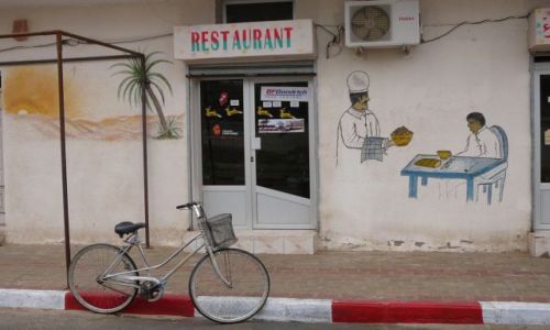 Zdjęcie TUNEZJA / Duz / restaurant / zaproszenie na obiad
