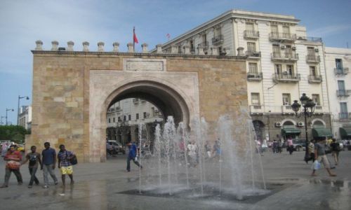 Zdjecie TUNEZJA / - / Tunis / Tunis, Bab al-Bahr (Brama Morska). 