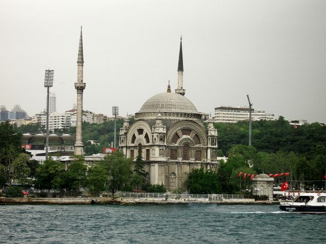 Zdjęcia: Bosfor, Istambuł, Meczet Dolmabahce, TURCJA Zdjęcia: Bosfor, Istambuł, Meczet Dolmabahce, TURCJA