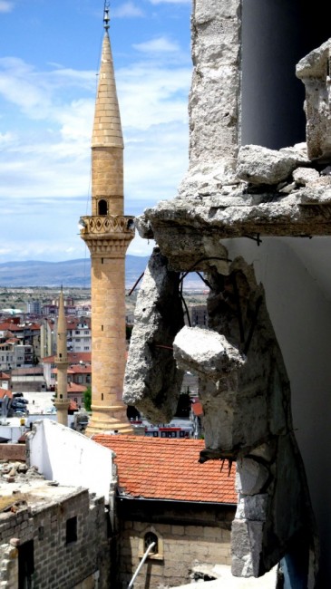 Zdj cia: Nevsehir, Kapadocja, Minarety wrd ruin, TURCJA