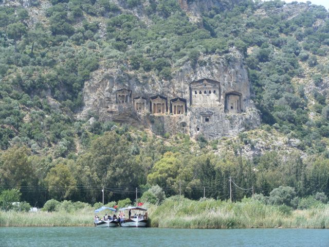 Zdjęcia: Dalyan, Dalyan - grobowce skalne, TURCJA Zdjęcia: Dalyan, Dalyan - grobowce skalne, TURCJA