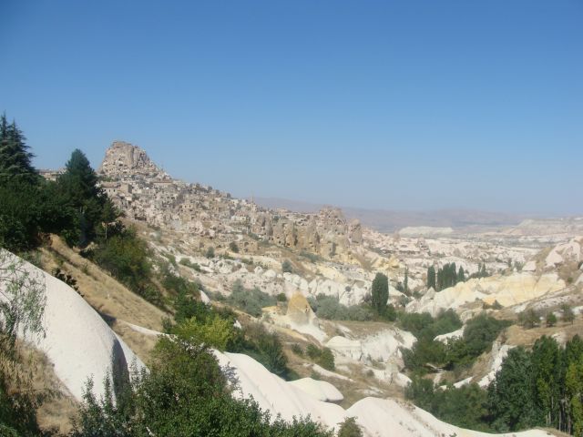 Zdjęcia: Kapadocja, Anatolia, panorama na miasto wykute w skałach, TURCJA Zdjęcia: Kapadocja, Anatolia, panorama na miasto wykute w skałach, TURCJA