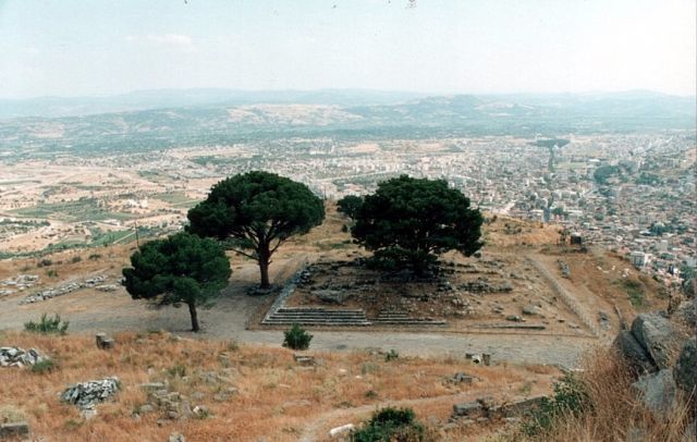Zdjęcia: BERGAMA (dawniej Pergamon), Pozostałość słynnego ołtarza Zeusa., TURCJA Zdjęcia: BERGAMA (dawniej Pergamon), Pozostałość słynnego ołtarza Zeusa., TURCJA