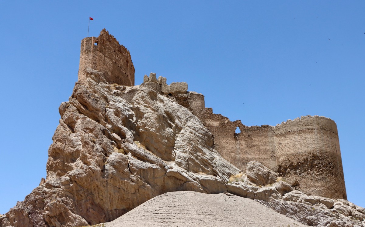 Zdjęcia: Guzelsu, wschodnia Anatolia, Zamek Hosap, TURCJA Zdjęcia: Guzelsu, wschodnia Anatolia, Zamek Hosap, TURCJA