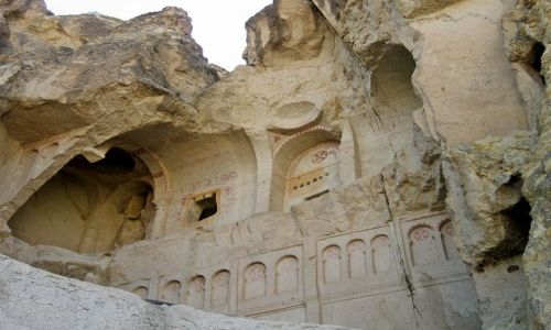Zdjcie TURCJA / Kapadocja / Dolina Goreme / Koci w skale 