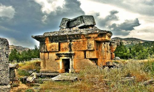 Zdjecie TURCJA / Hierapolis / Nekropolia / Nekropolia