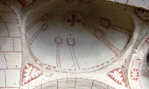 Zdjcie TURCJA / - / dolina Goreme / Kaplica z okresu obrazoburstwa - VIII w. - 2