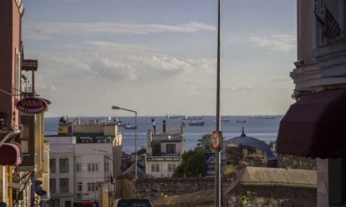 Zdjcie TURCJA / Stambu / Stambu / statki na morzu Marmara