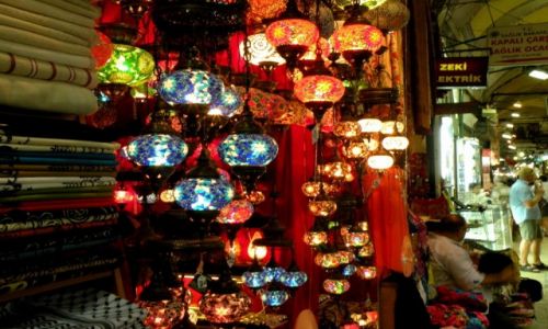 Zdjcie TURCJA / Stambu / Stambu / Handel przy placu Taksim