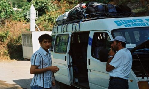 Zdjęcie TURCJA / Wchodnia Anatolia / okolice Adiyaman / przystanek w drodze na Nemrut