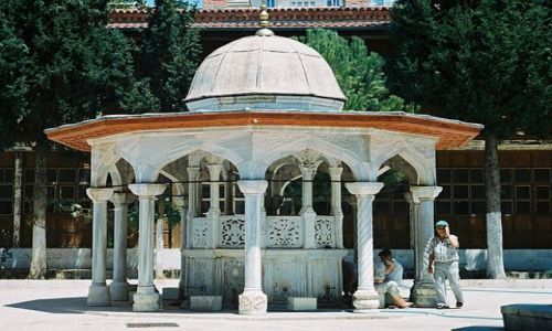 Zdjecie TURCJA / zachodnia Anatolia / Aydin / sadirvan