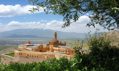 Zdjcie TURCJA / Anatolia Wschodnia / Doğubayazıt / eski punkt widzenia na paacyk Ishaka Paszy