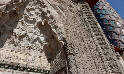 Zdjęcie TURCJA / wschodnia Anatolia / Erzurum / Detale zdobień medresy Yakutiye