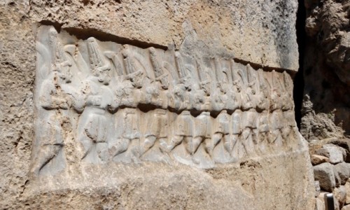 Zdj�cie TURCJA / �rodkowa Anatolia / Yazilikaya / Skalne p�askorze�by w hetyckim sanktuarium