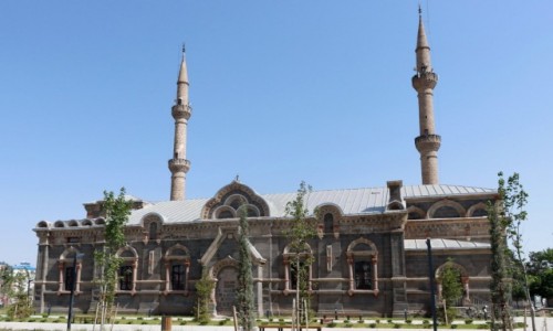 Zdjęcie TURCJA / wschodnia Anatolia / Kars / Rosyjska cerkiew z końca XIX w. przebudowana na meczet