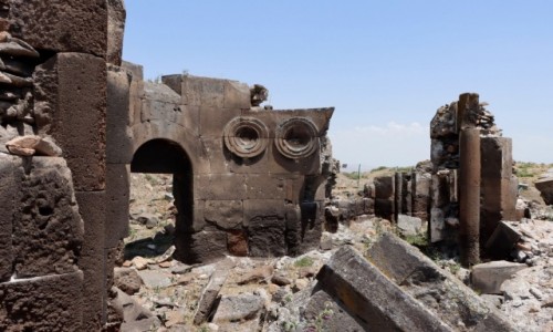 Zdjcie TURCJA / wschodnia Anatolia / Ani / Ruiny kocioa witych Apostow w Ani