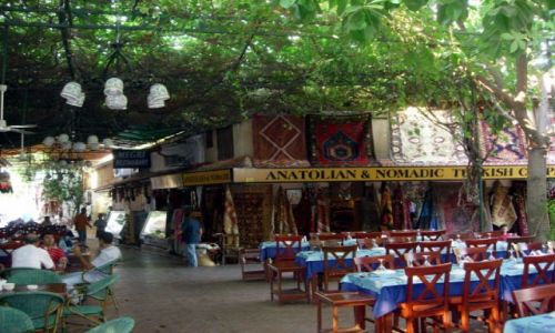 Zdjęcie TURCJA / Turcja Egejska / Fethiye / na starówce tureckiej