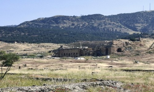 TURCJA / poudniowo-zachodnia Turcja. / Pomukale. / Ruiny staroytnego miasta Hierapolis.