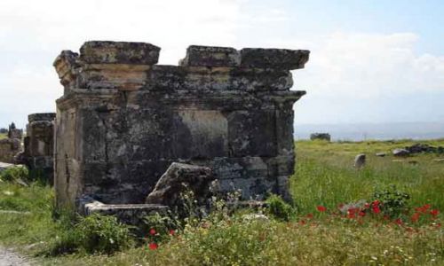 Zdjęcie TURCJA / brak / Hierapolis - Pamukkale / Nekropolia