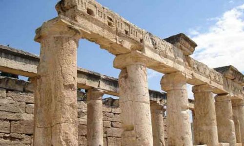 Zdjecie TURCJA / brak / Hierapolis - Pamukkale / Szalet miejski