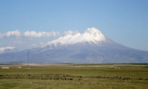 Zdjecie TURCJA / Wyżyna Osmańska / W pobliżu miasta Aksaray / Wulkan Hasana (Hasan Dağı) - 3253 m n.p.m.