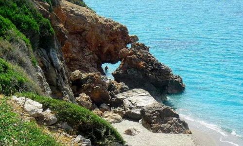 Zdjęcie TURCJA / okolice Alanyii / wybrzeże / wśród skał