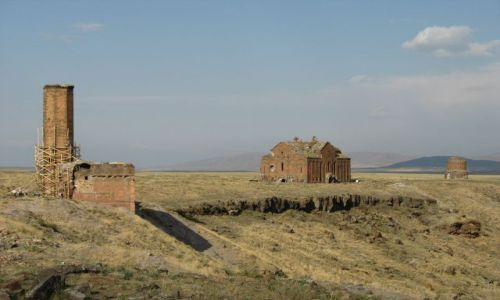 Zdjecie TURCJA / Granica z Armenią / Ani / Slady dawnej świetności