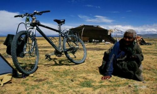 Zdjęcie TYBET / Płaskowyż Tybetański / Okolice jeziora Nam Tso / Tybetanka