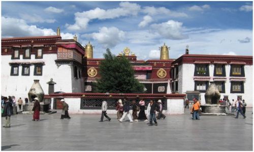 Zdjęcie TYBET / Tybet / Lhasa - Jokhang / Jokhang