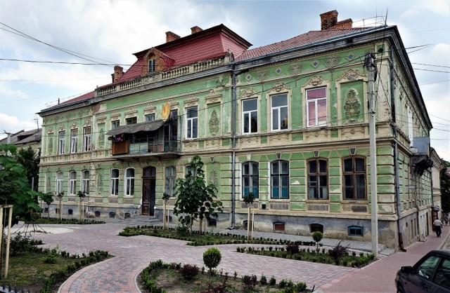 Zdjęcia Brzeżany, Obwód Tarnopolski, Zielona kamienica, UKRAINA